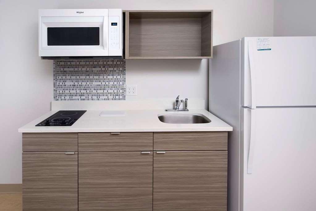 Woodspring Seattle Hotel 2*